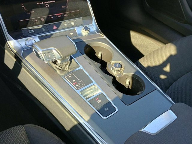 AUDI A6 Berlina 40 2.0 TDI mHEV Business Design S tronic