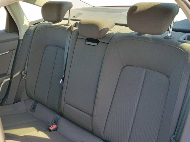 AUDI A6 Berlina 40 2.0 TDI mHEV Business Design S tronic