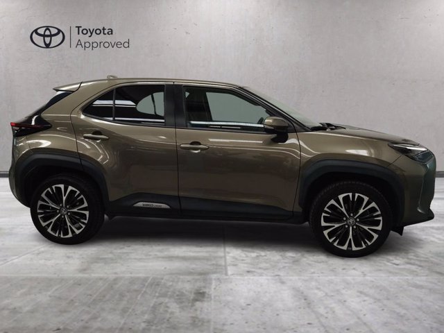 TOYOTA Yaris cross 1.5h lounge fwd 116cv e-cvt