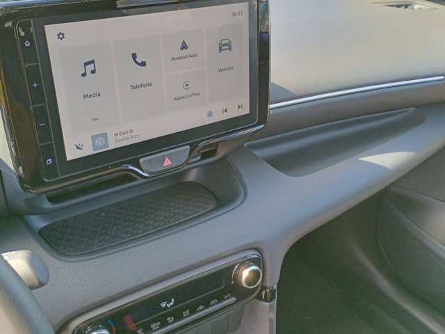 TOYOTA Yaris 1.5h trend