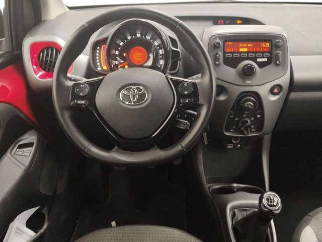TOYOTA Aygo 5p 1.0 x-cool 72cv