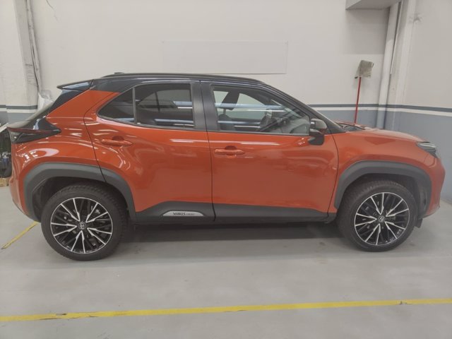 TOYOTA Yaris cross 1.5h orange edition fwd 116cv e-cvt