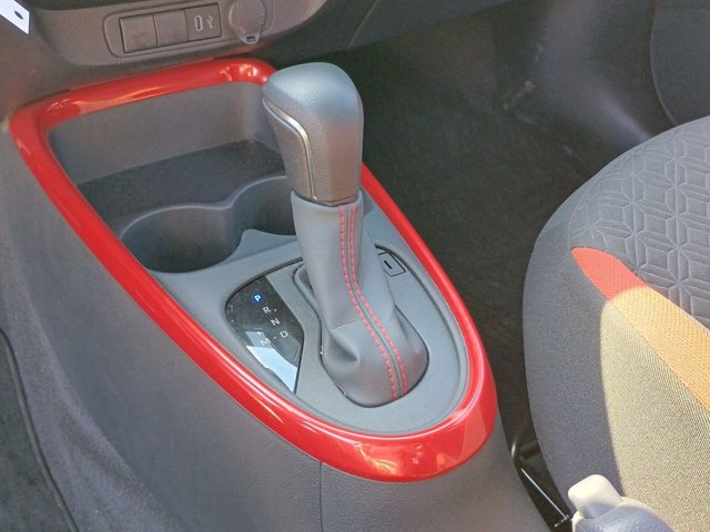 TOYOTA Aygo x 1.0 lounge air 72cv s-cvt