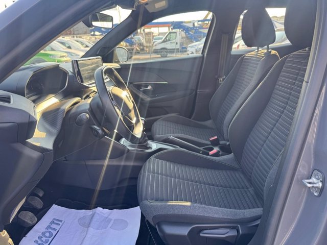 PEUGEOT 2008 PureTech 100 S&S Active