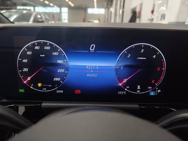 MERCEDES B 180 d premium amg line auto