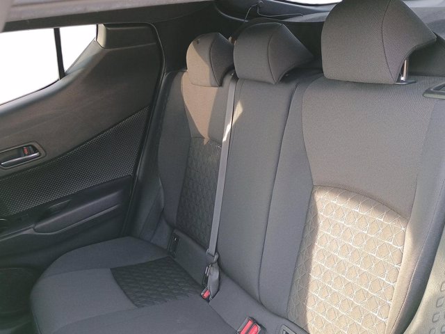 TOYOTA C-HR 1.8 Hybrid E-CVT Trend