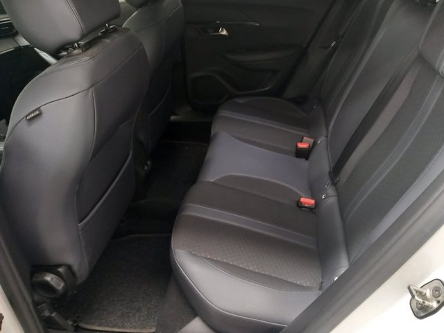 PEUGEOT 2008 1.2 puretech allure s&s 100cv