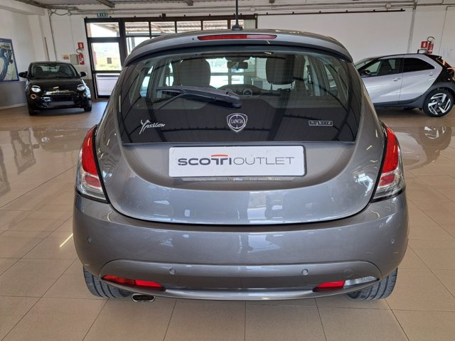 LANCIA Ypsilon 1.0 firefly hybrid gold s&s 70cv