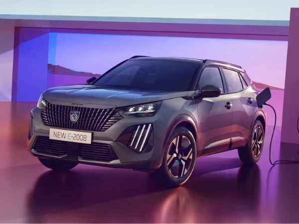 Peugeot 2008 600X450