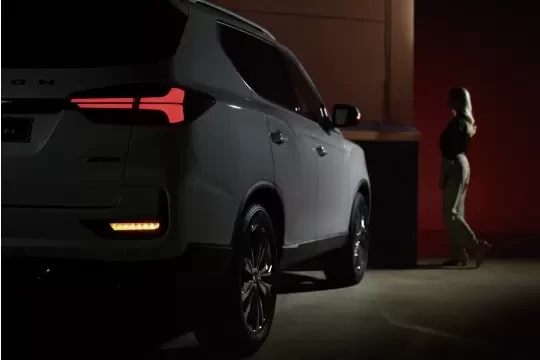 Kgm Rexton Esterni 04