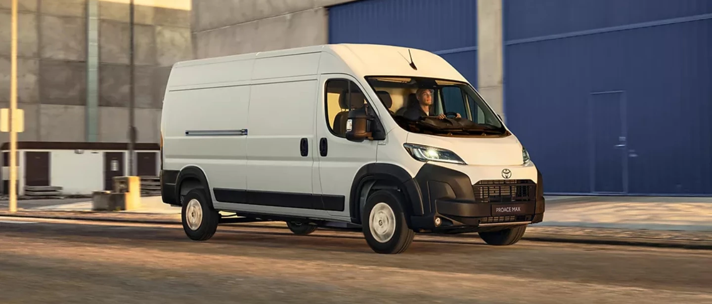 Toyota Proace Max 1440X616