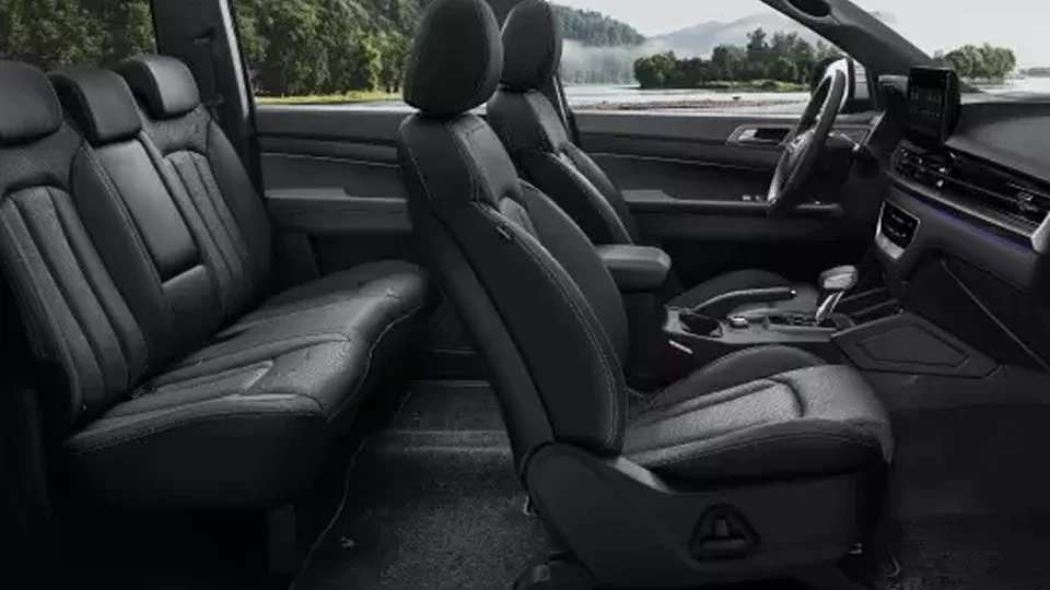 Rexton Sports Interior Black V2